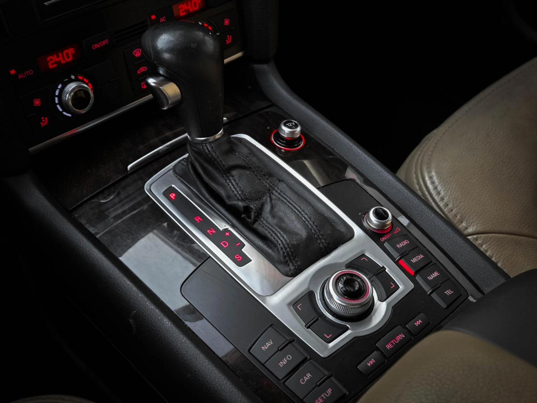 Hoofdafbeelding Audi Q7