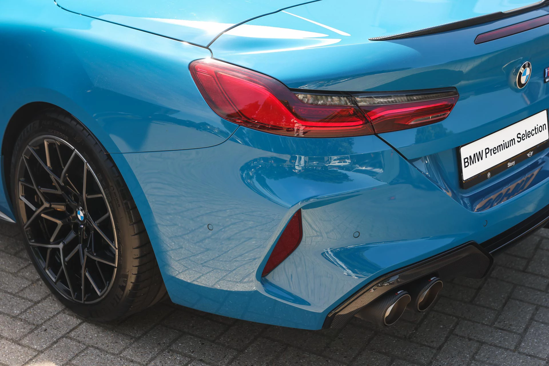 Hoofdafbeelding BMW M8