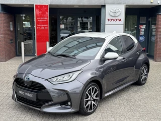 Toyota Yaris 1.5 Hybrid LAUNCH EDITION BI-TONE HEAD-UP STOELVERW BLIND SPOT 17'' LM-VELGEN PARK-SENSOREN NAVI APPLE/ANDROID CLIMA CAMERA AD-CRUISE