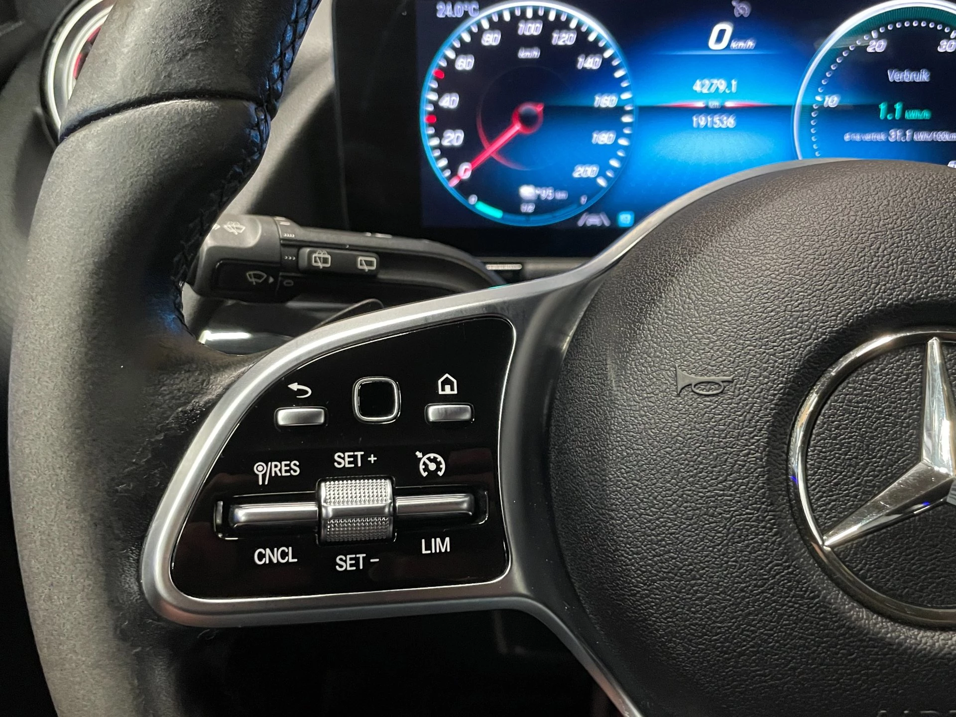 Hoofdafbeelding Mercedes-Benz EQA