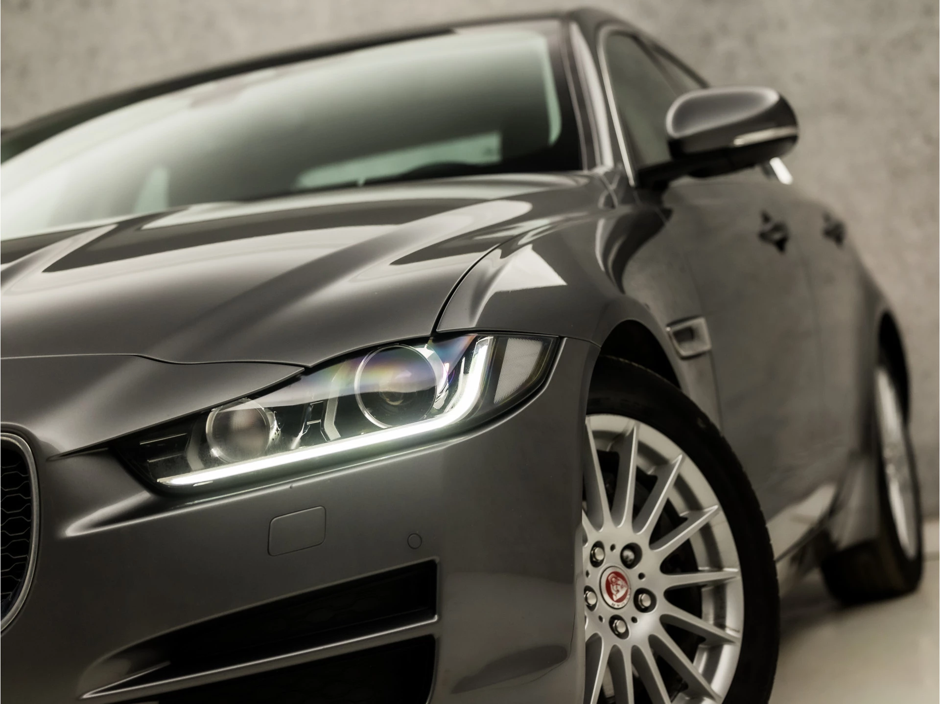 Hoofdafbeelding Jaguar XE