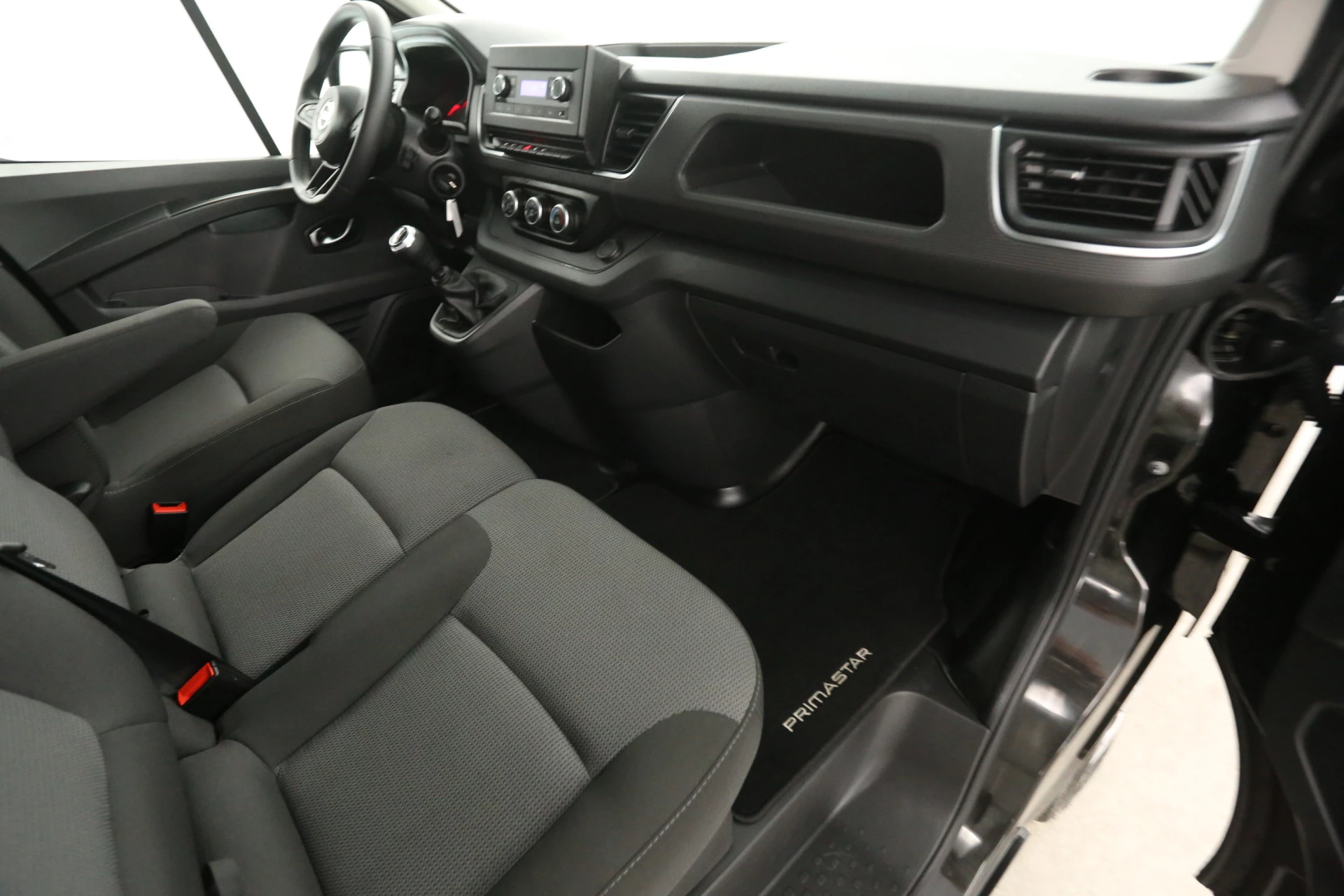Hoofdafbeelding Nissan Primastar