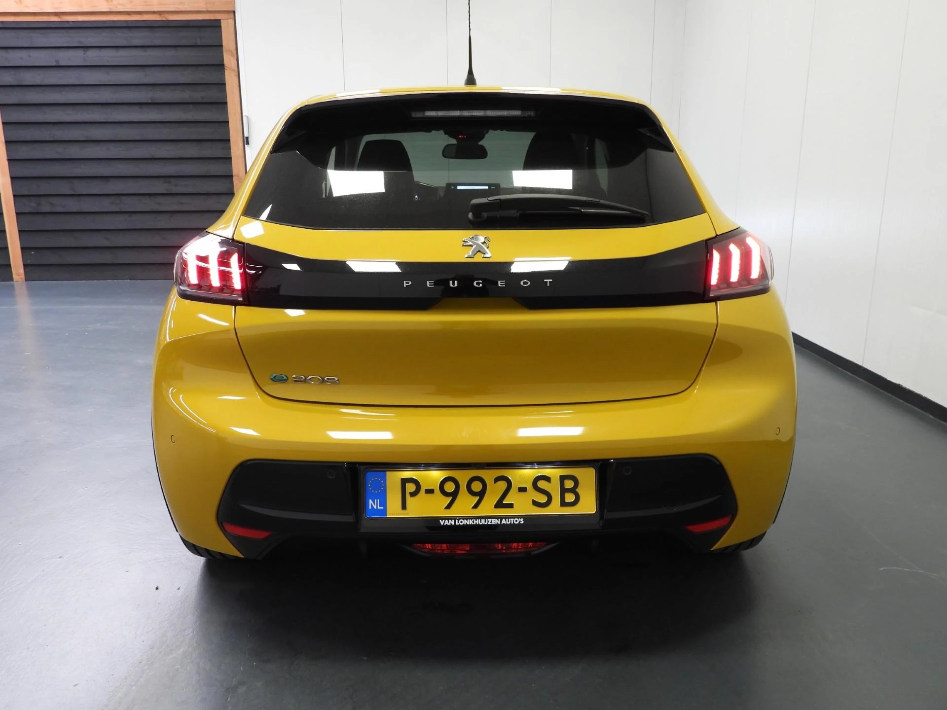 Hoofdafbeelding Peugeot e-208