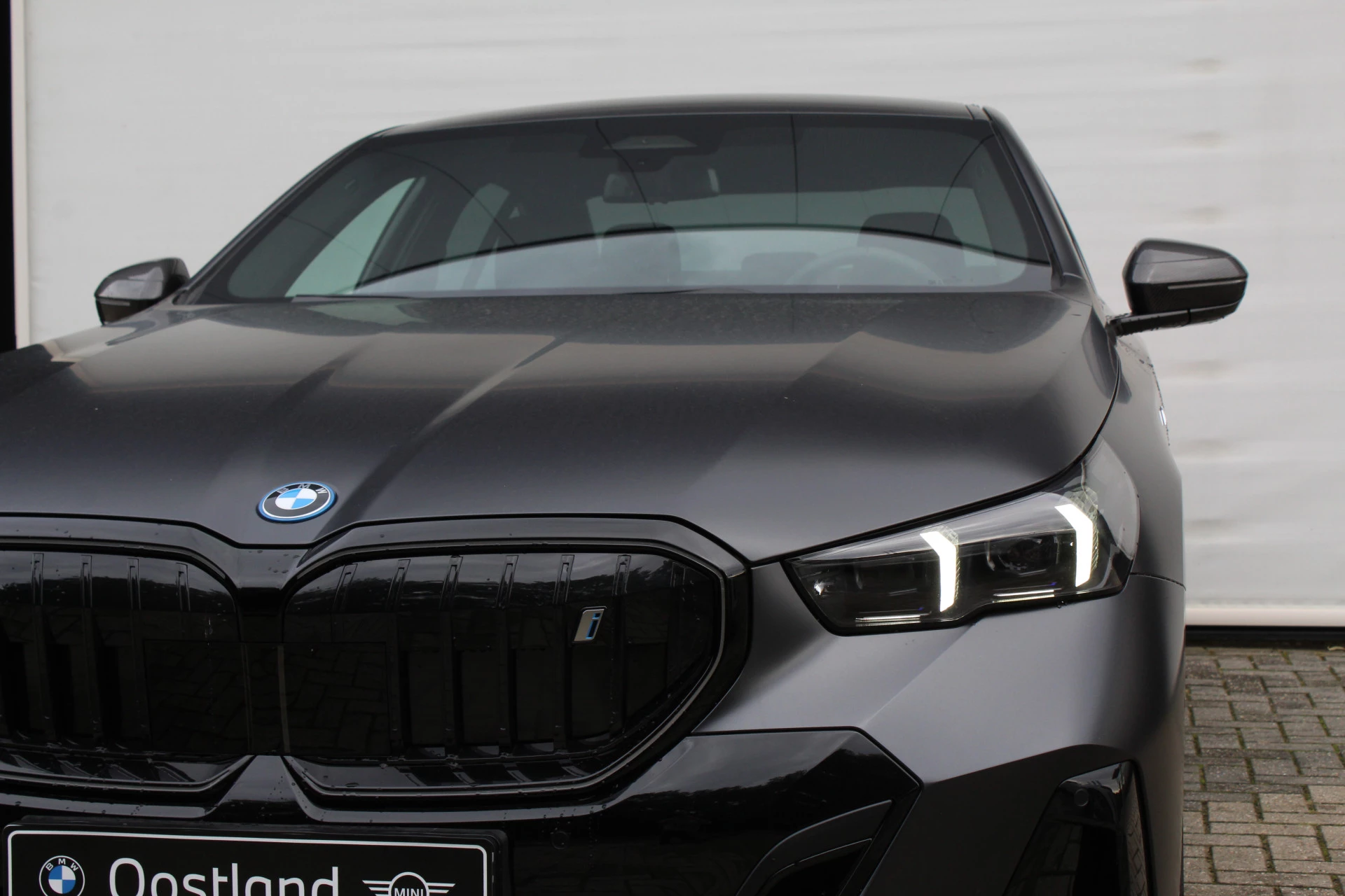 Hoofdafbeelding BMW i5