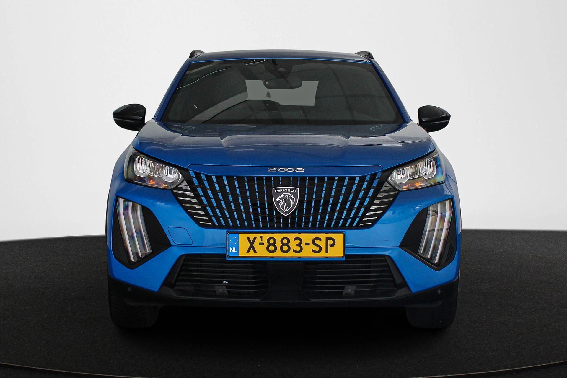 Hoofdafbeelding Peugeot e-2008