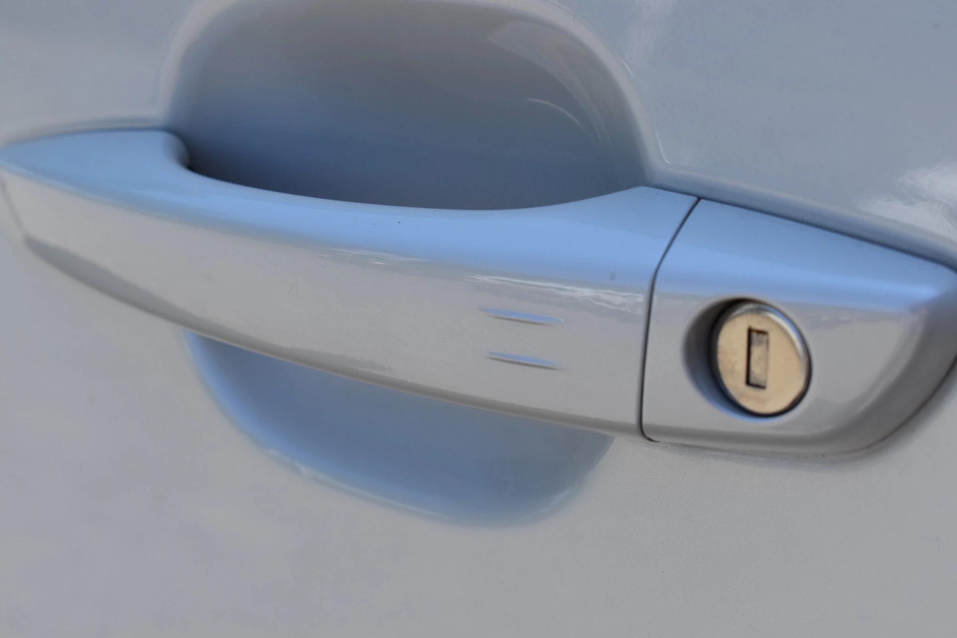 Hoofdafbeelding Peugeot e-2008