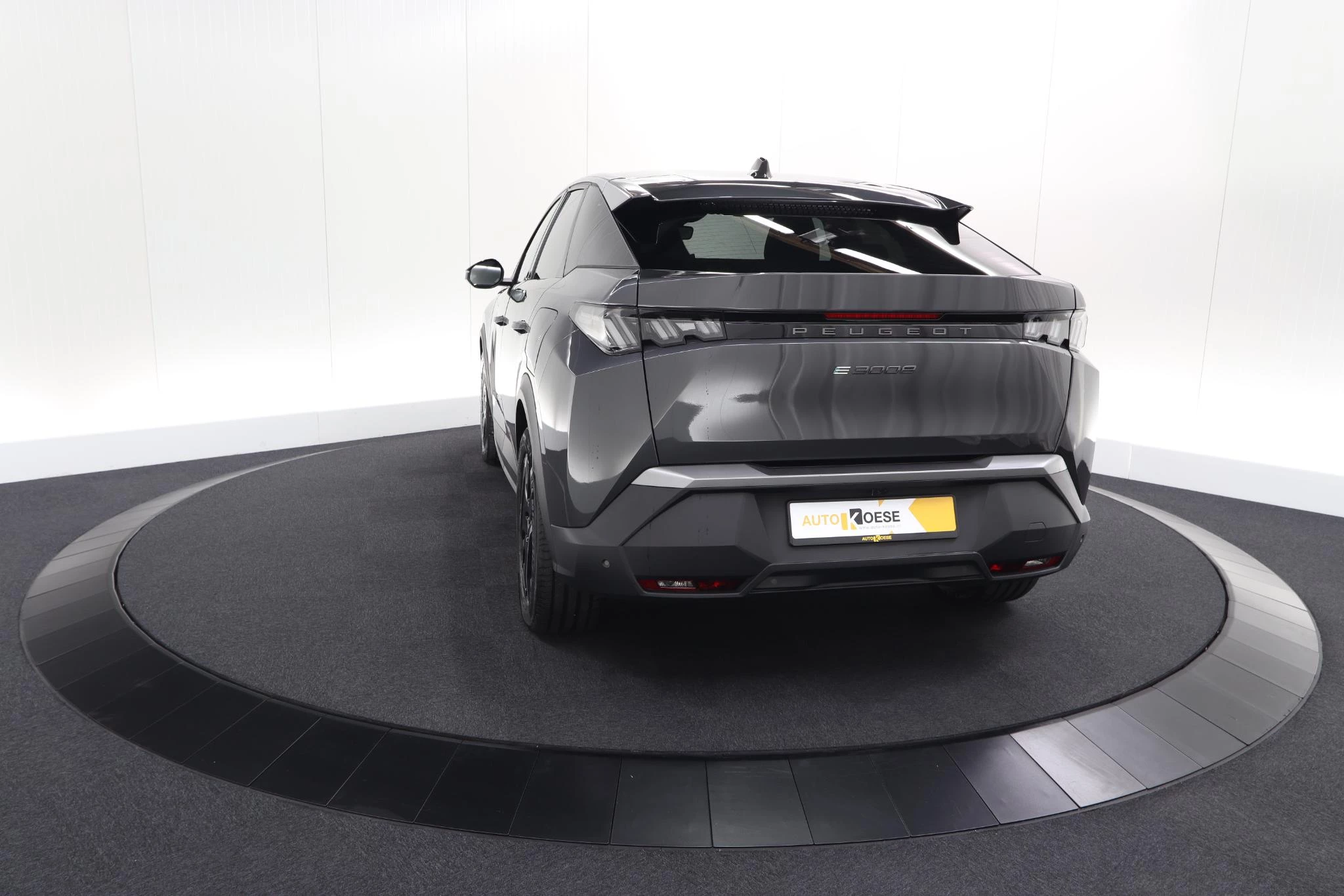 Hoofdafbeelding Peugeot e-3008