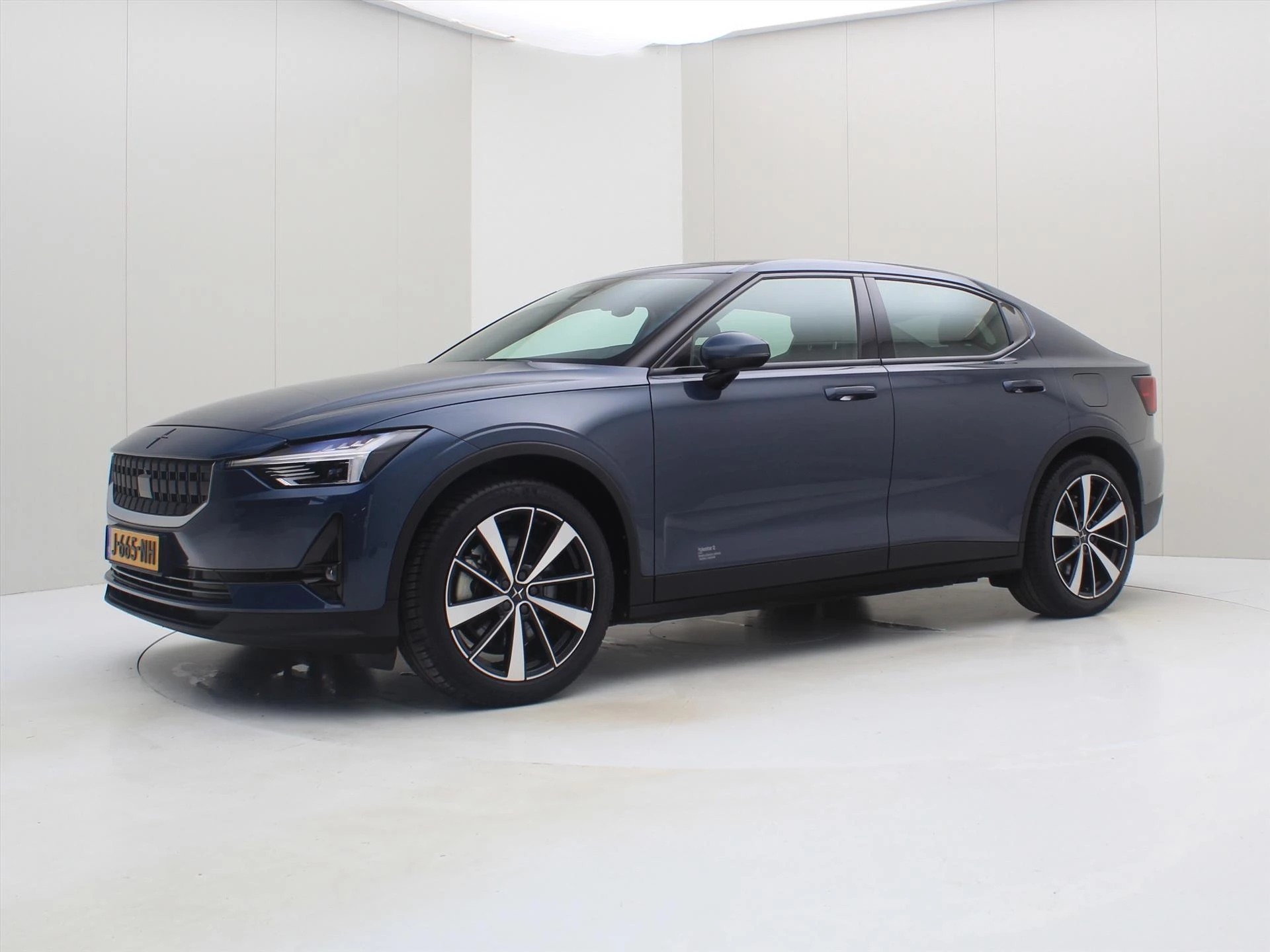 Hoofdafbeelding Polestar 2