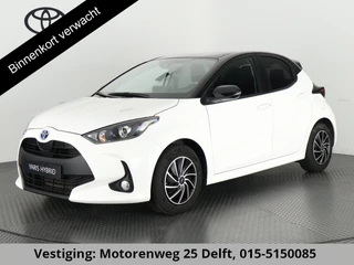 Toyota Yaris 1.5 HYBRID AUTOMAAT BI-TONE PACK CARPLAY NAVI. CAMERA.ADAPTIVE CRUISE. GARANTIE TOT 4-2034 !