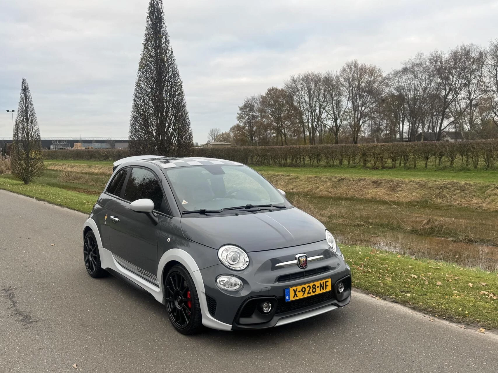 Hoofdafbeelding Abarth 695