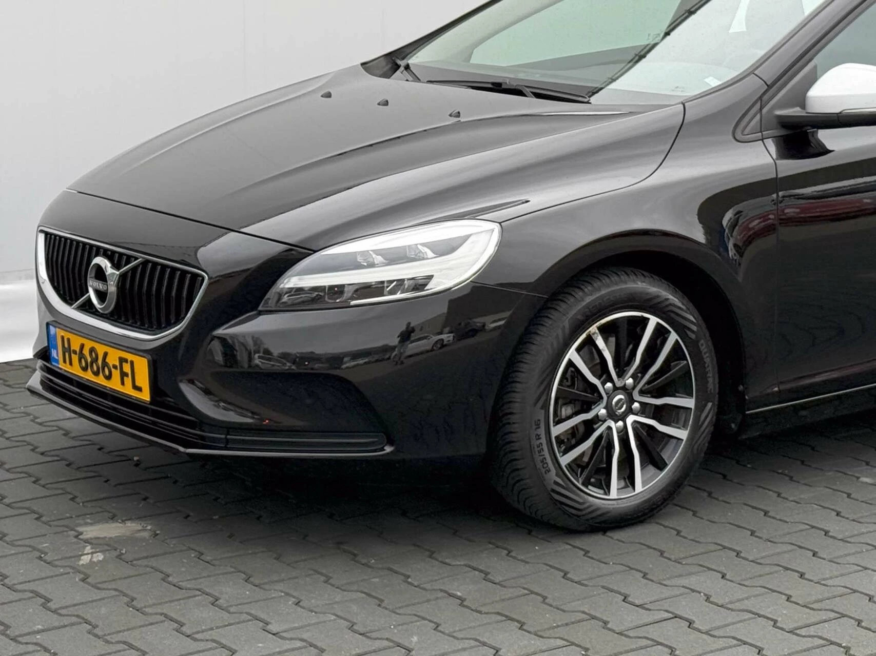 Hoofdafbeelding Volvo V40