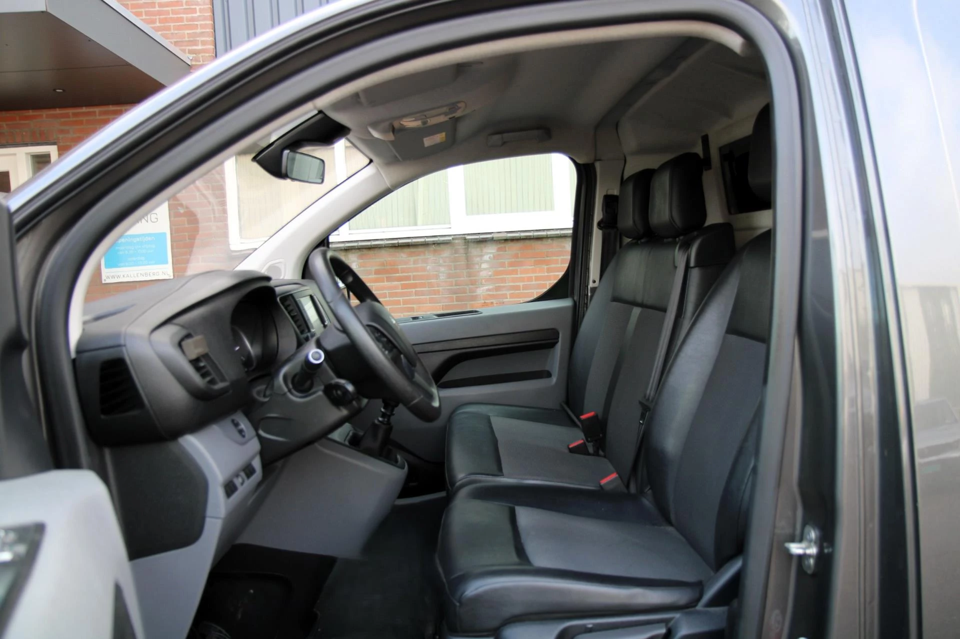 Hoofdafbeelding Peugeot Expert