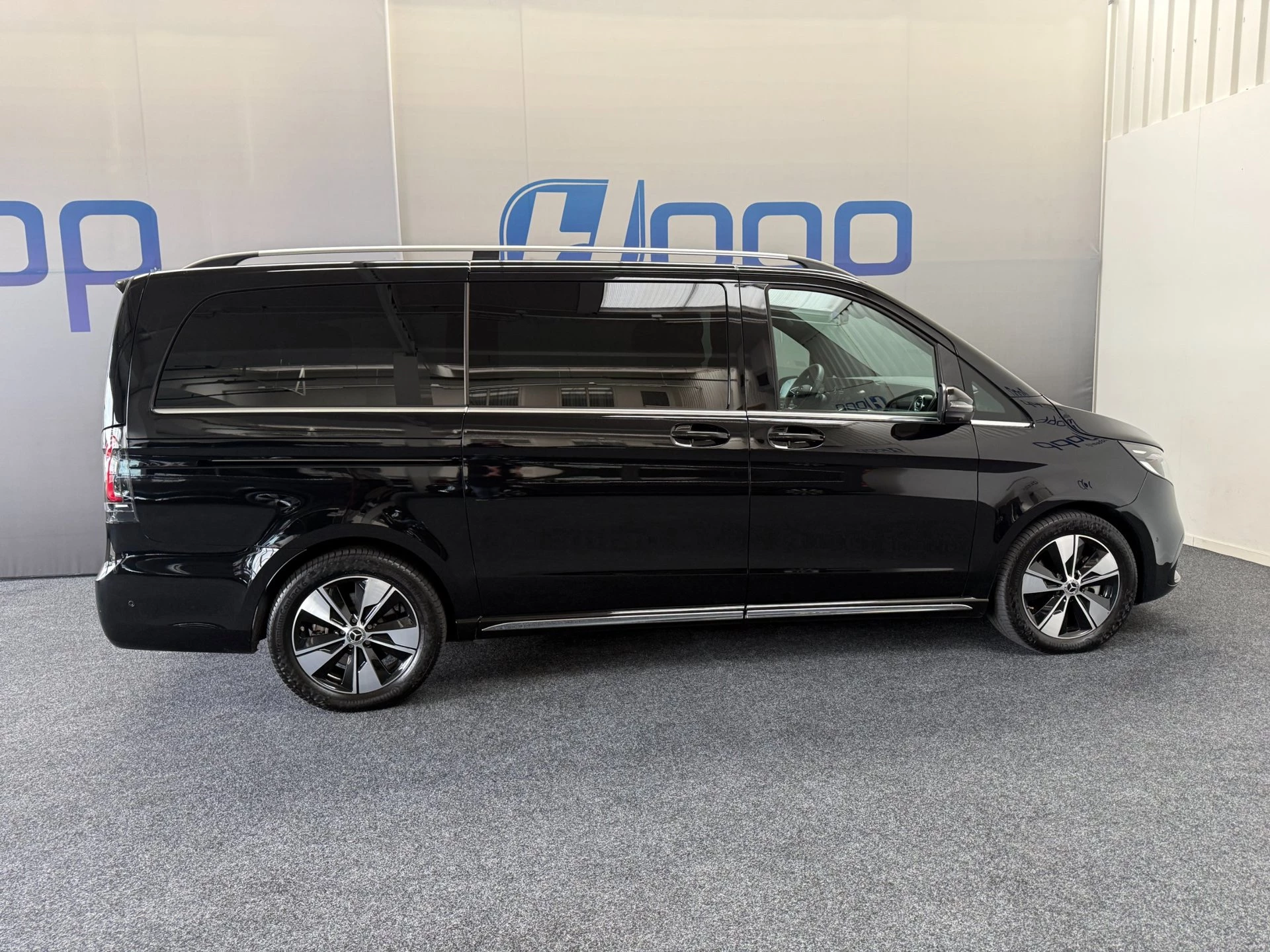 Hoofdafbeelding Mercedes-Benz EQV