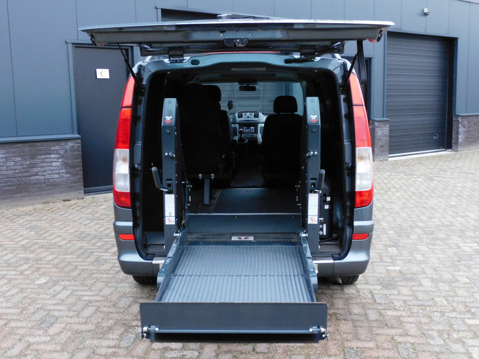 Hoofdafbeelding Mercedes-Benz Vito