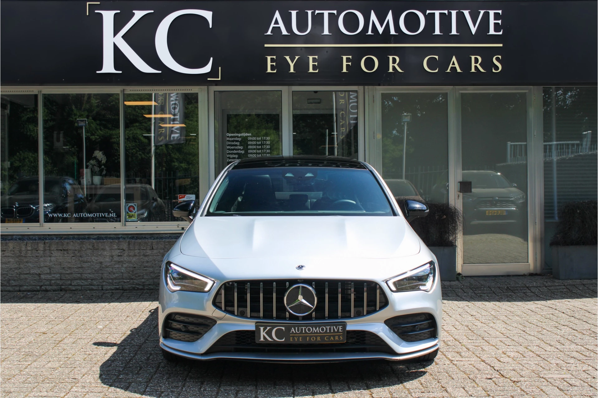 Hoofdafbeelding Mercedes-Benz CLA