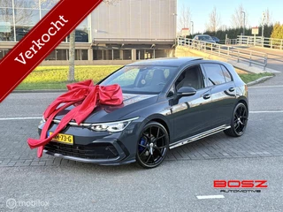 Volkswagen Golf 8 1.5 eTSI 3x R-Line DSG PANO BLIND IQ VOL