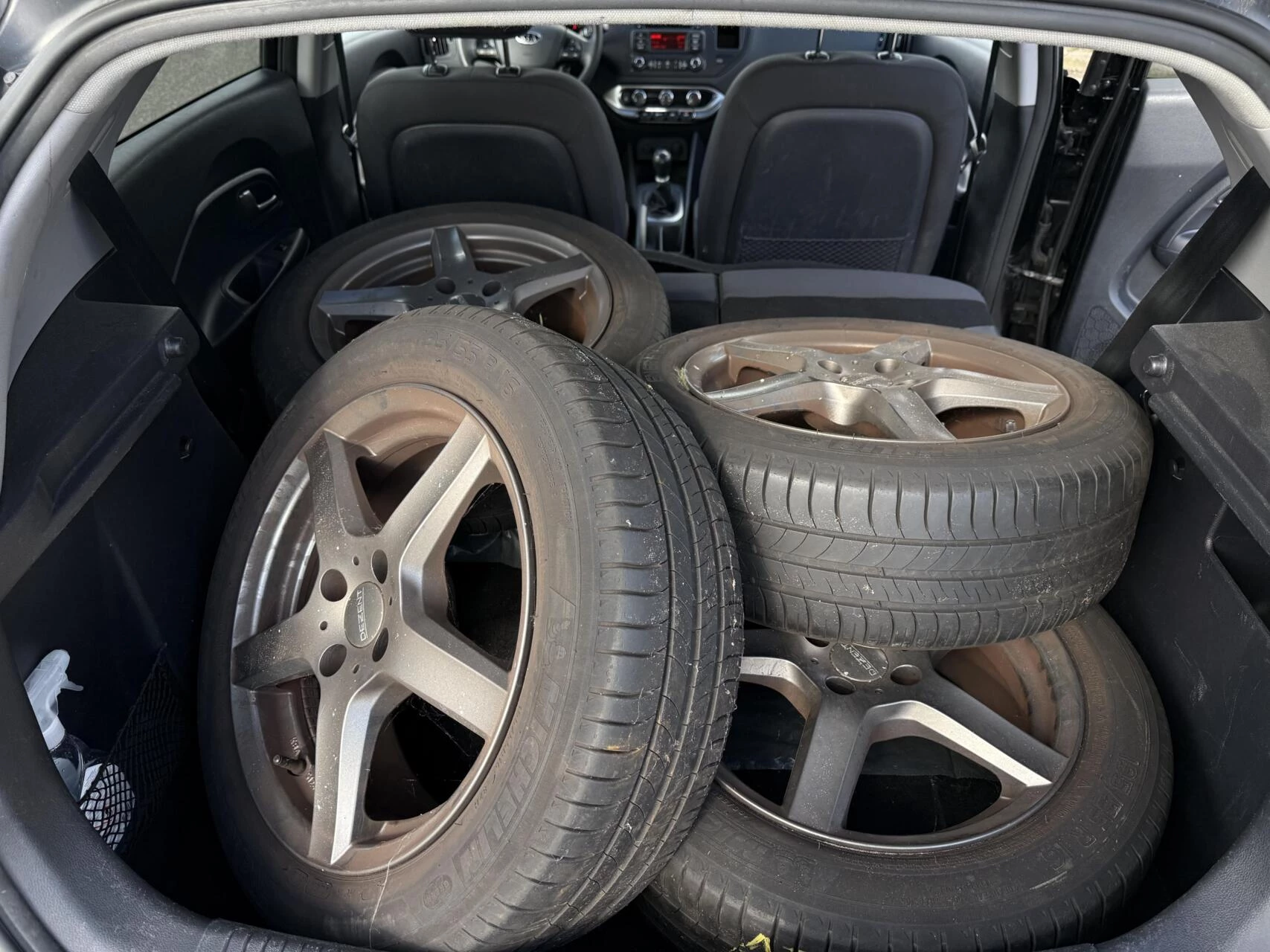 Hoofdafbeelding Kia Rio