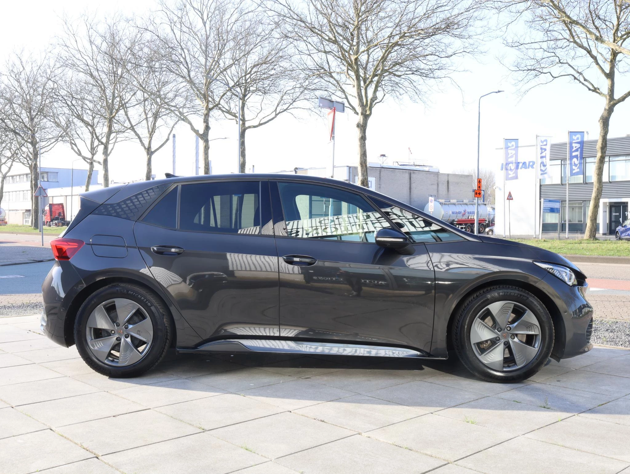 Hoofdafbeelding CUPRA Born