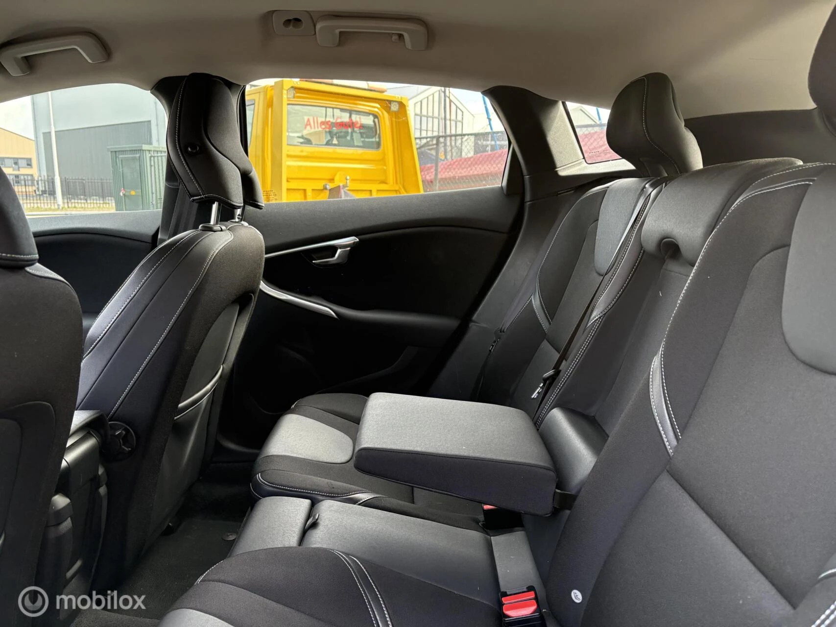 Hoofdafbeelding Volvo V40