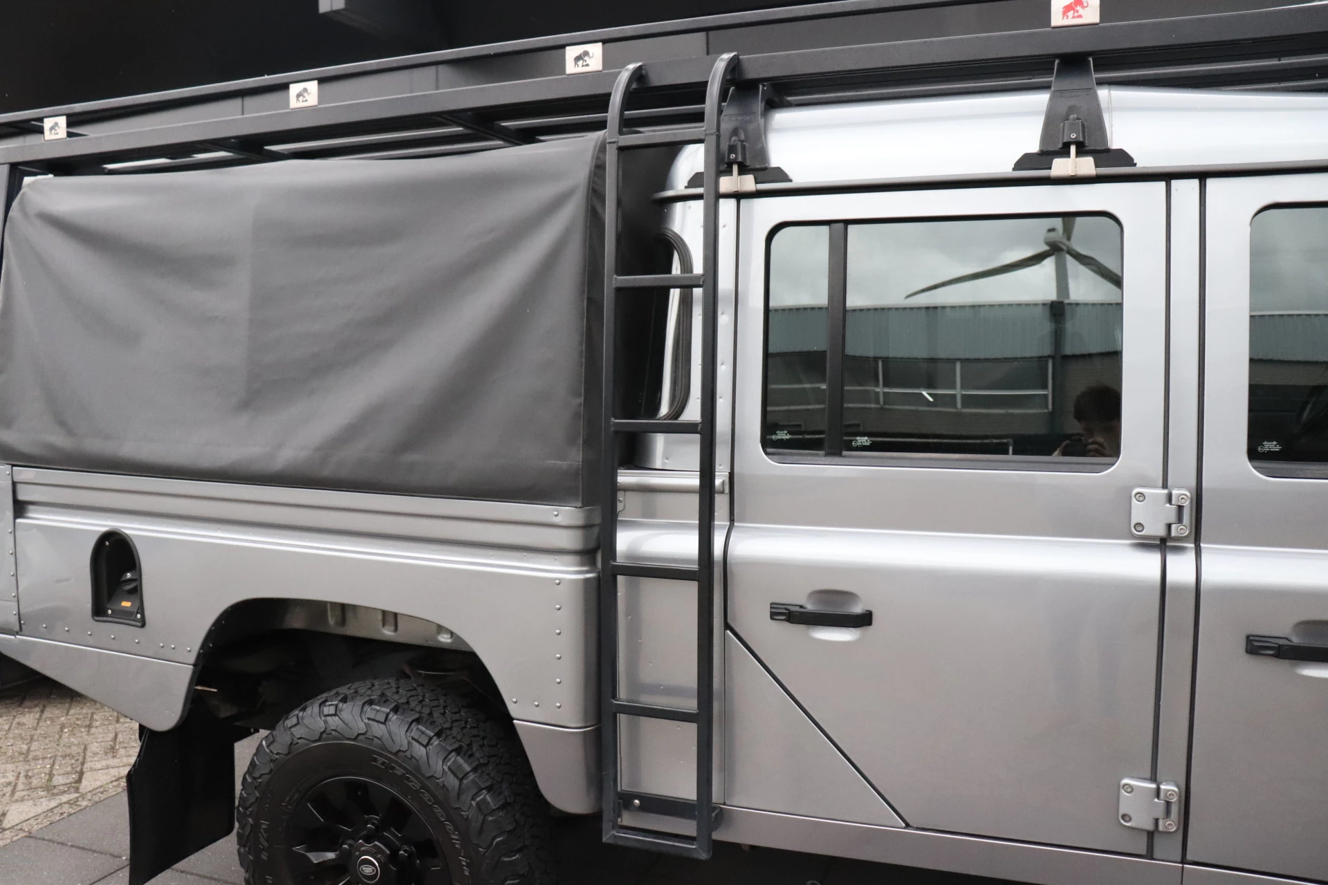 Hoofdafbeelding Land Rover Defender