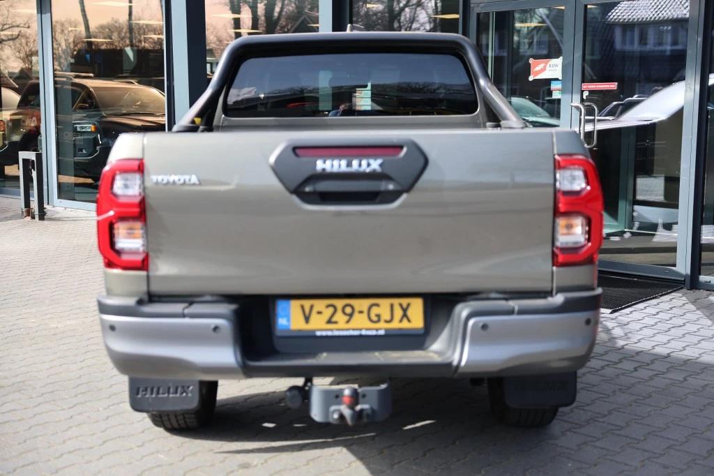 Hoofdafbeelding Toyota Hilux
