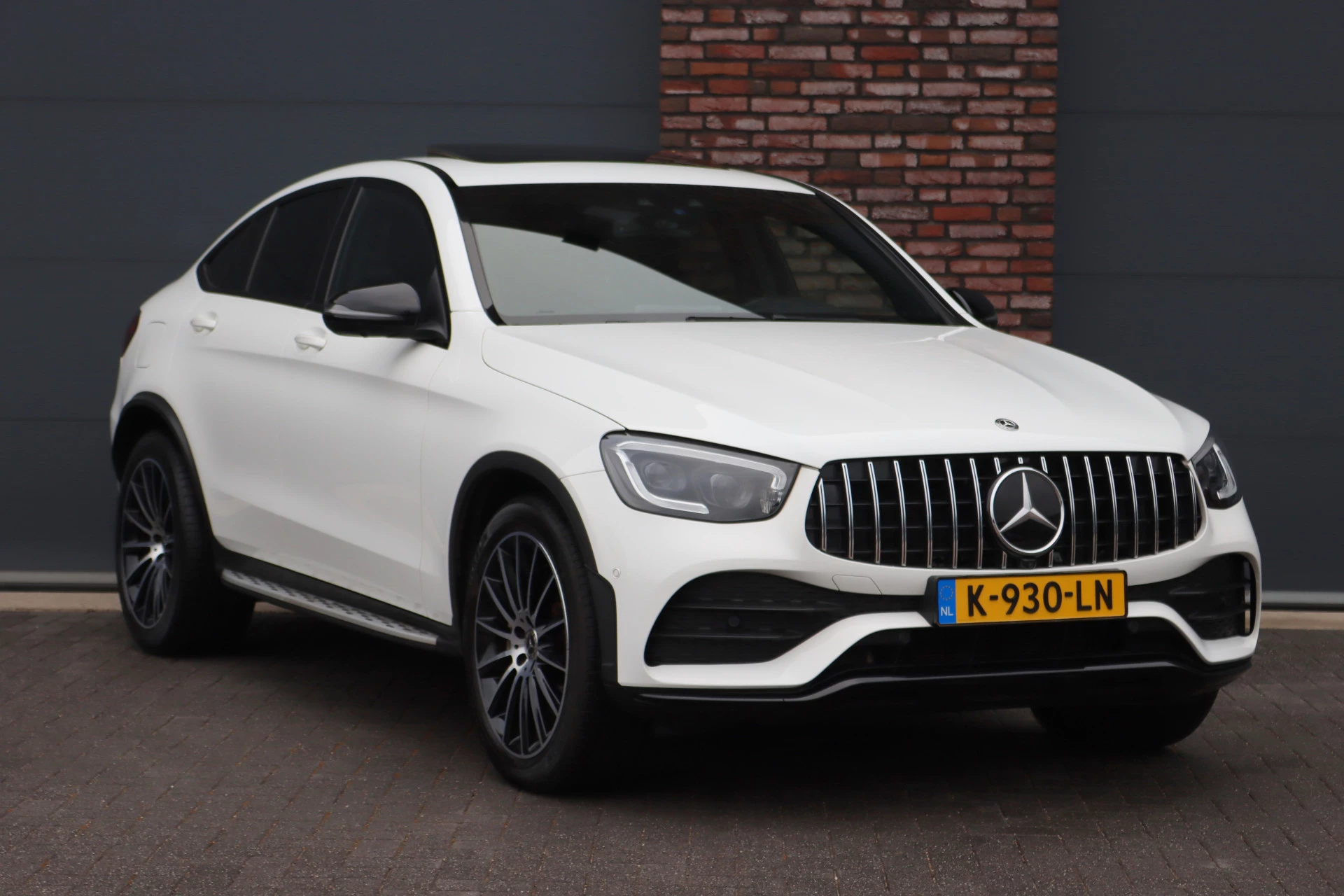 Hoofdafbeelding Mercedes-Benz GLC