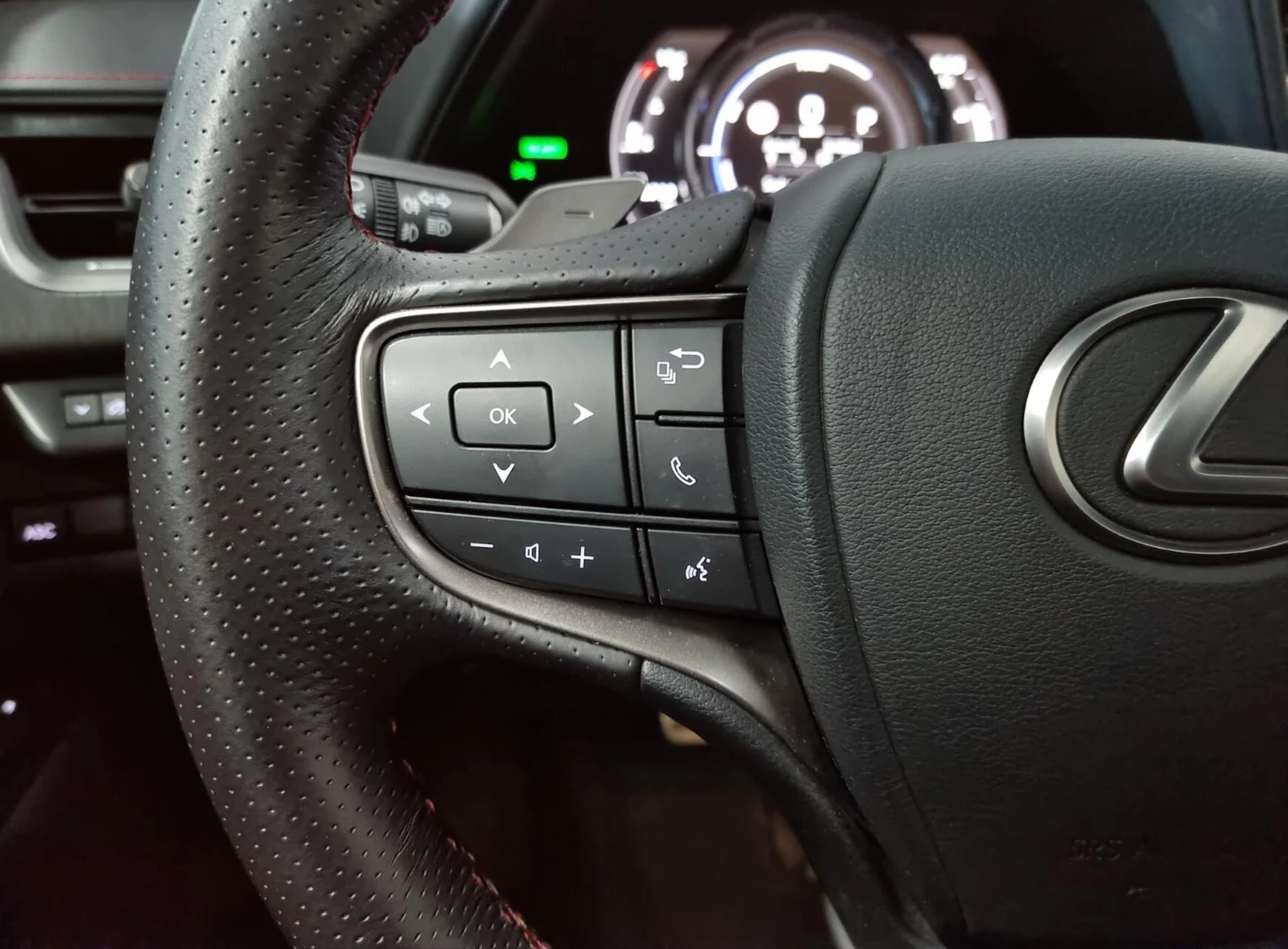 Hoofdafbeelding Lexus UX