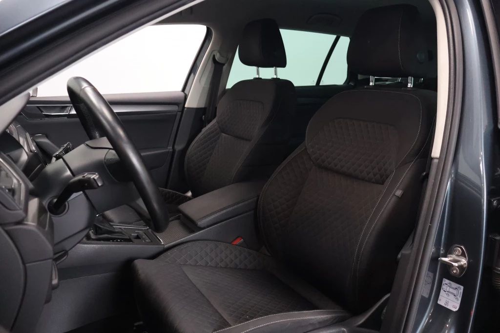 Hoofdafbeelding Škoda Superb