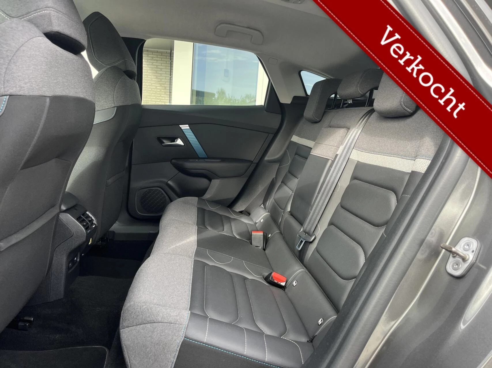 Hoofdafbeelding Citroën ë-C4
