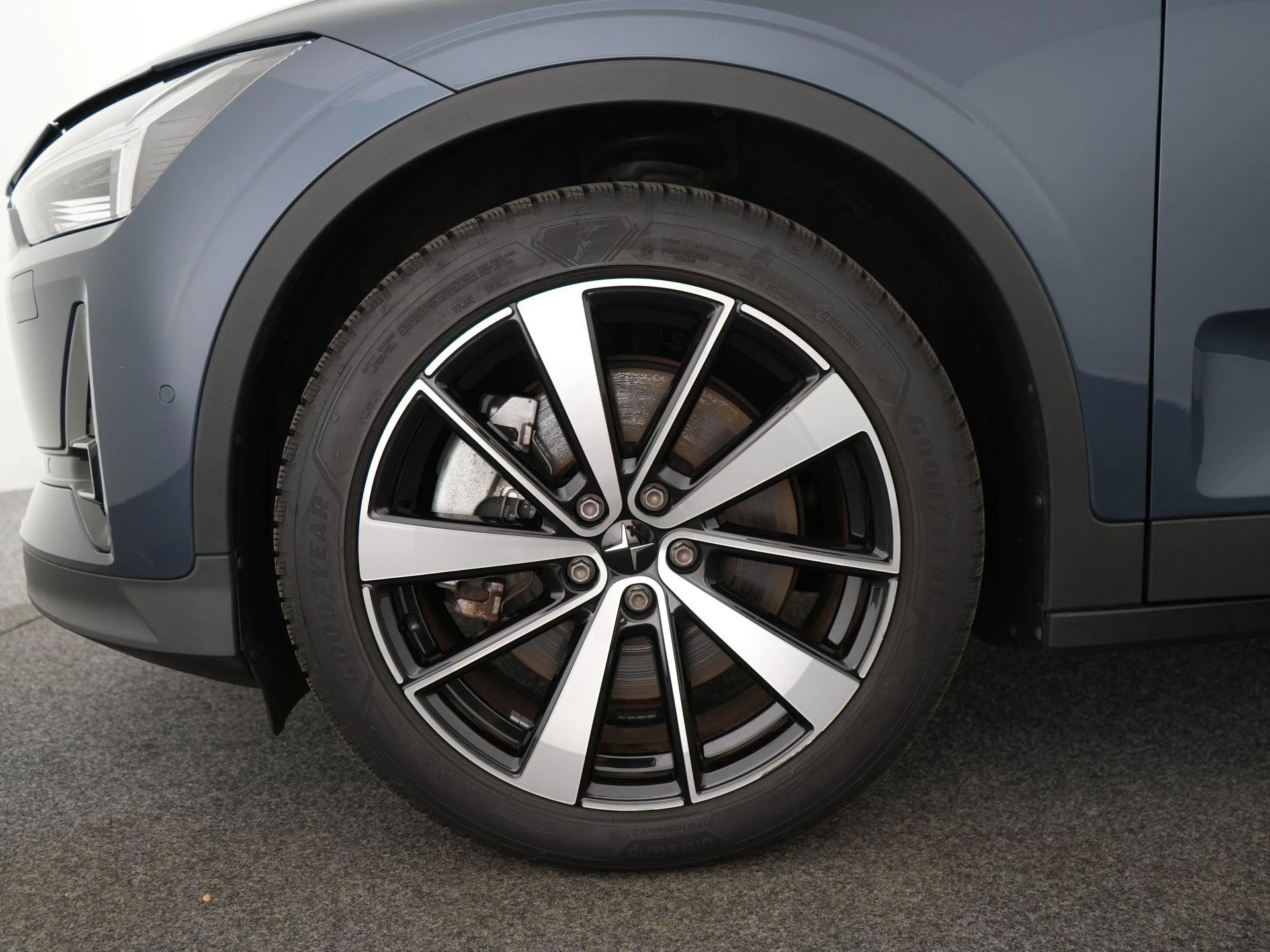 Hoofdafbeelding Polestar 2