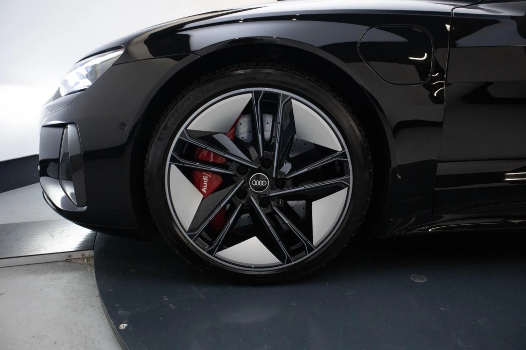 Hoofdafbeelding Audi e-tron GT