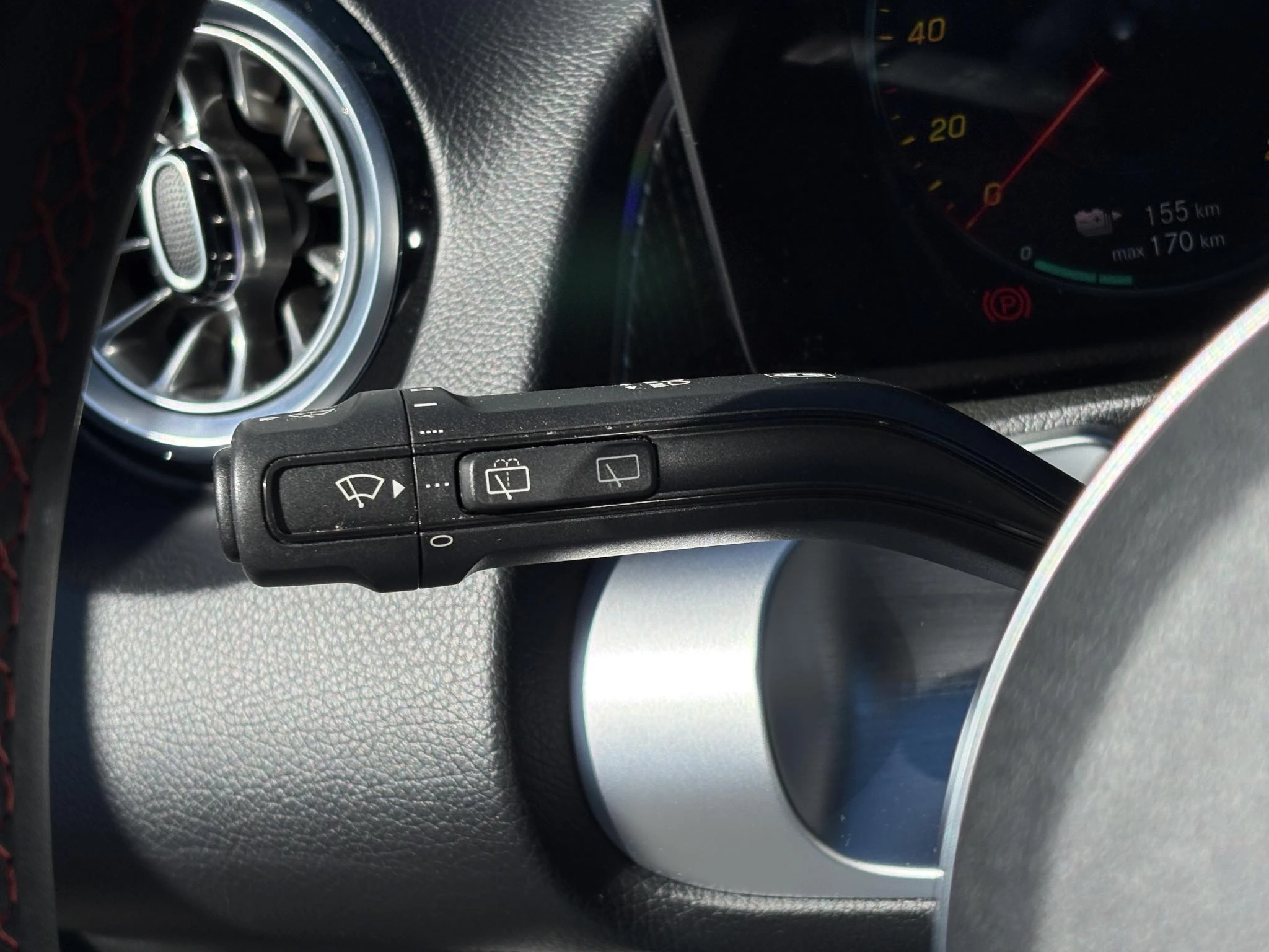 Hoofdafbeelding Mercedes-Benz EQB