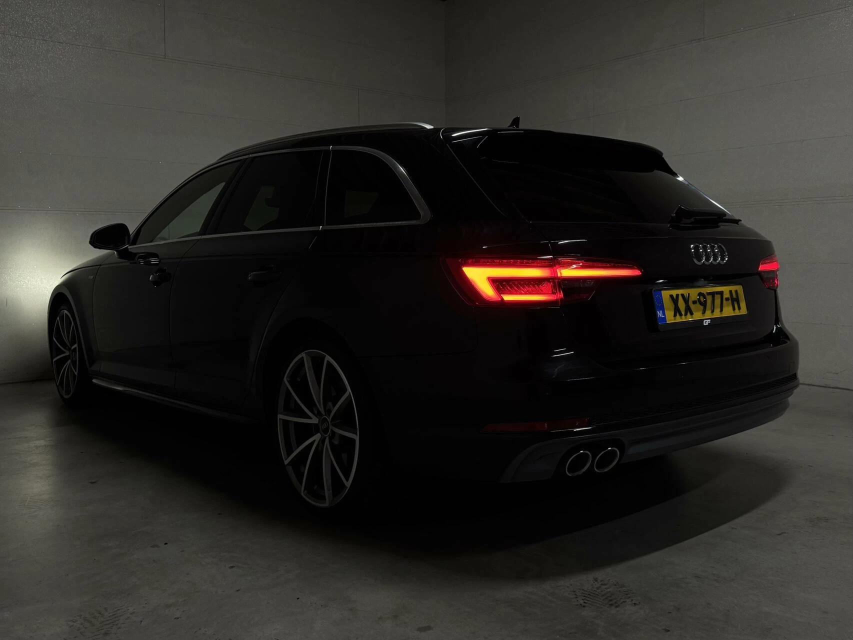 Hoofdafbeelding Audi A4