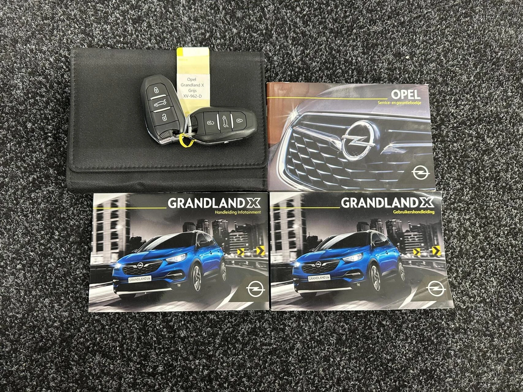 Hoofdafbeelding Opel Grandland X