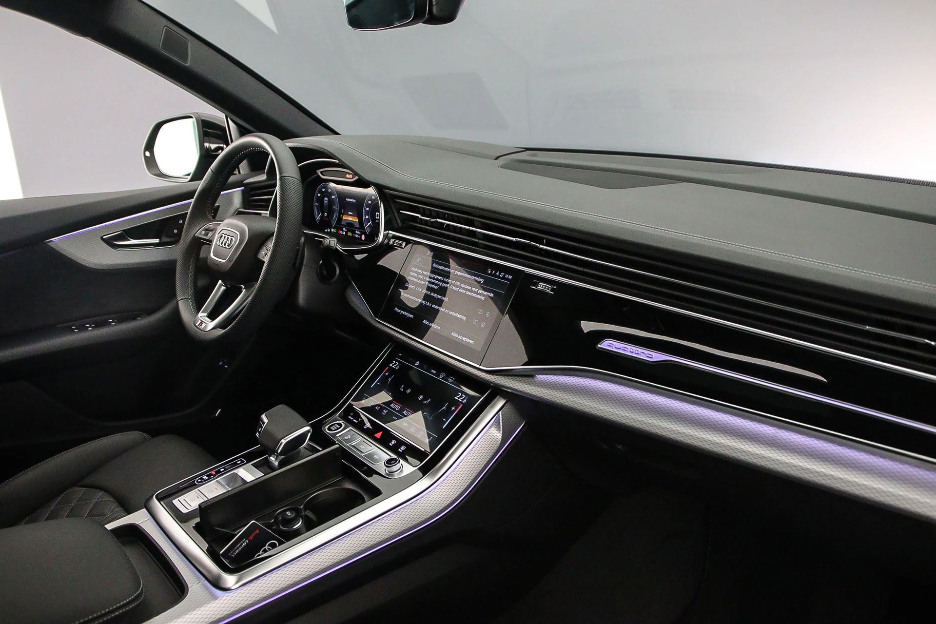 Hoofdafbeelding Audi Q8