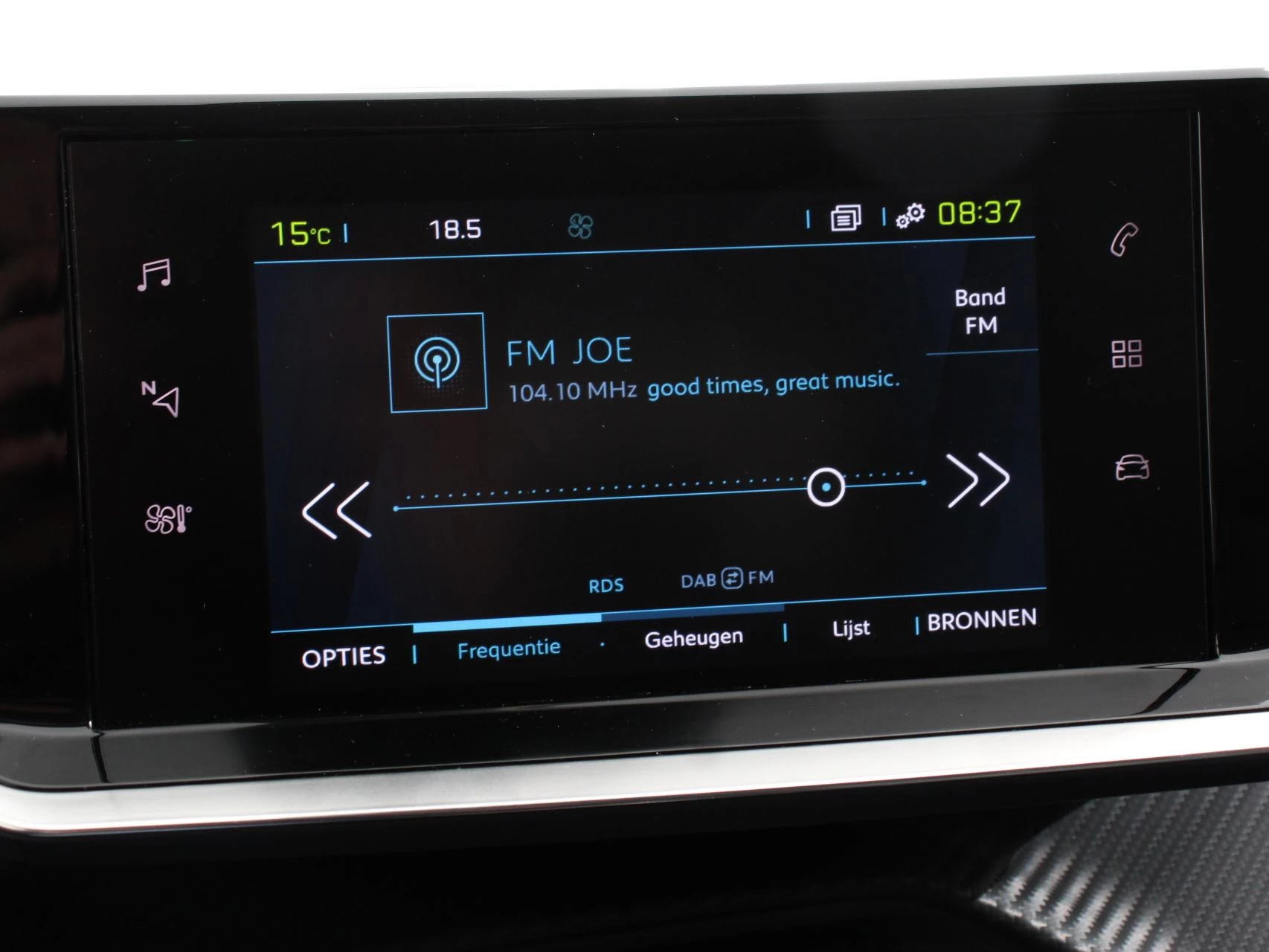 Hoofdafbeelding Peugeot e-208