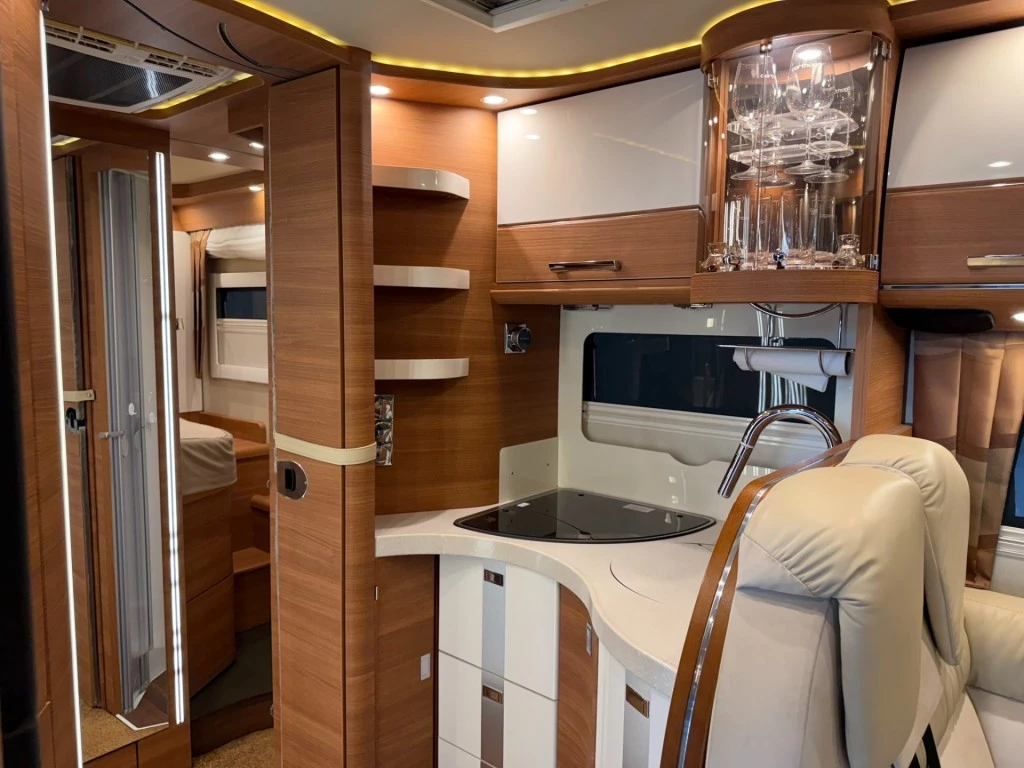 Hoofdafbeelding Carthago Chic C-line