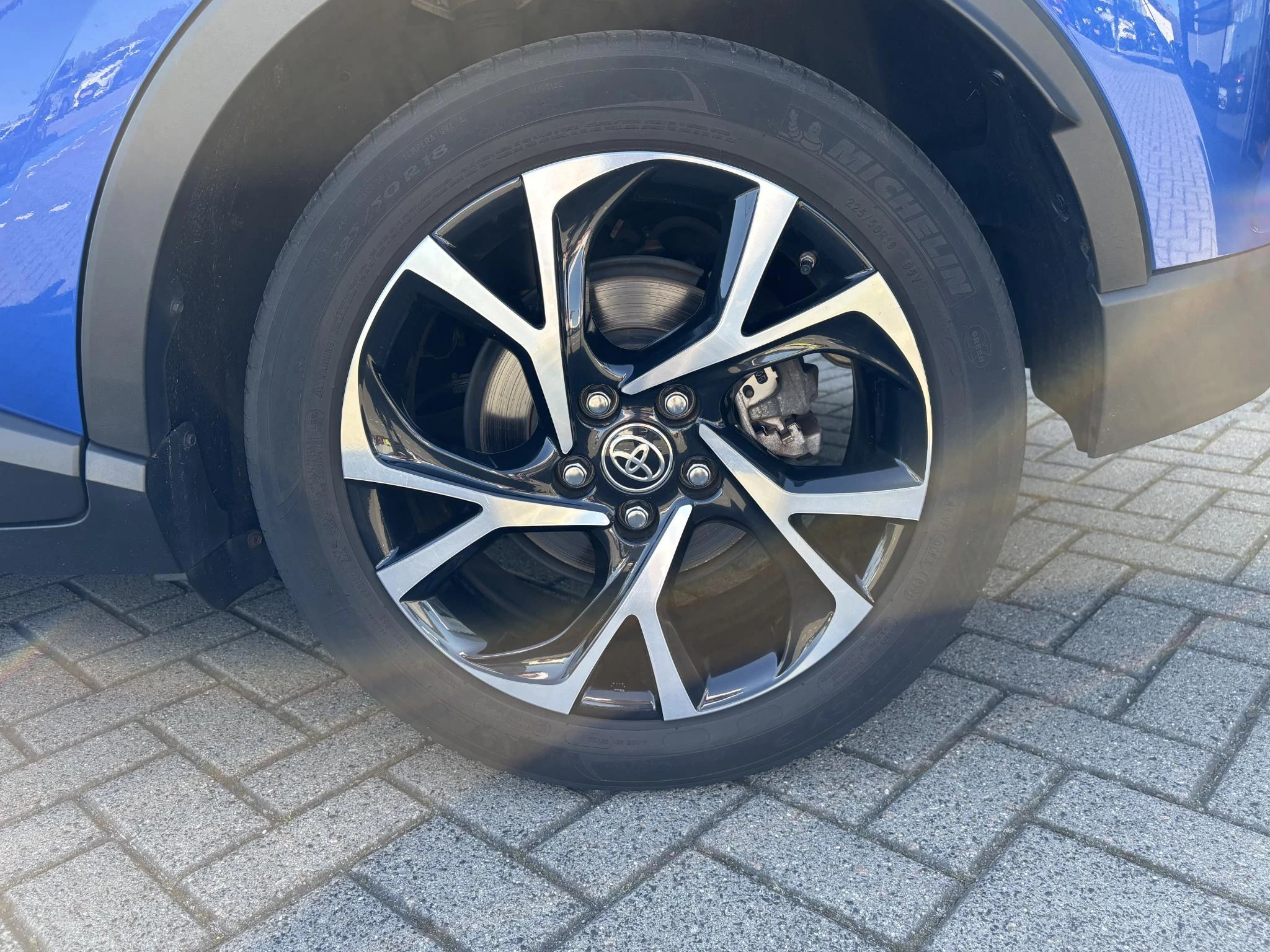Hoofdafbeelding Toyota C-HR