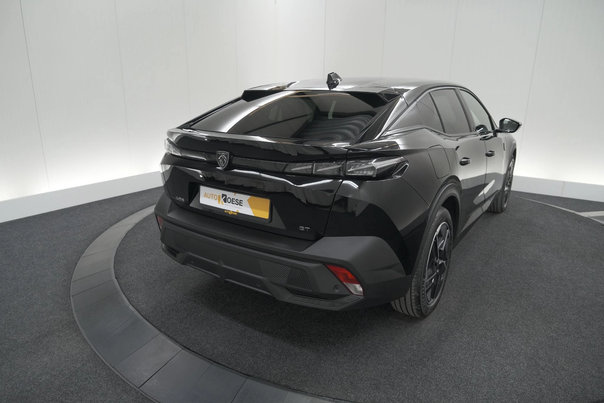 Hoofdafbeelding Peugeot 408