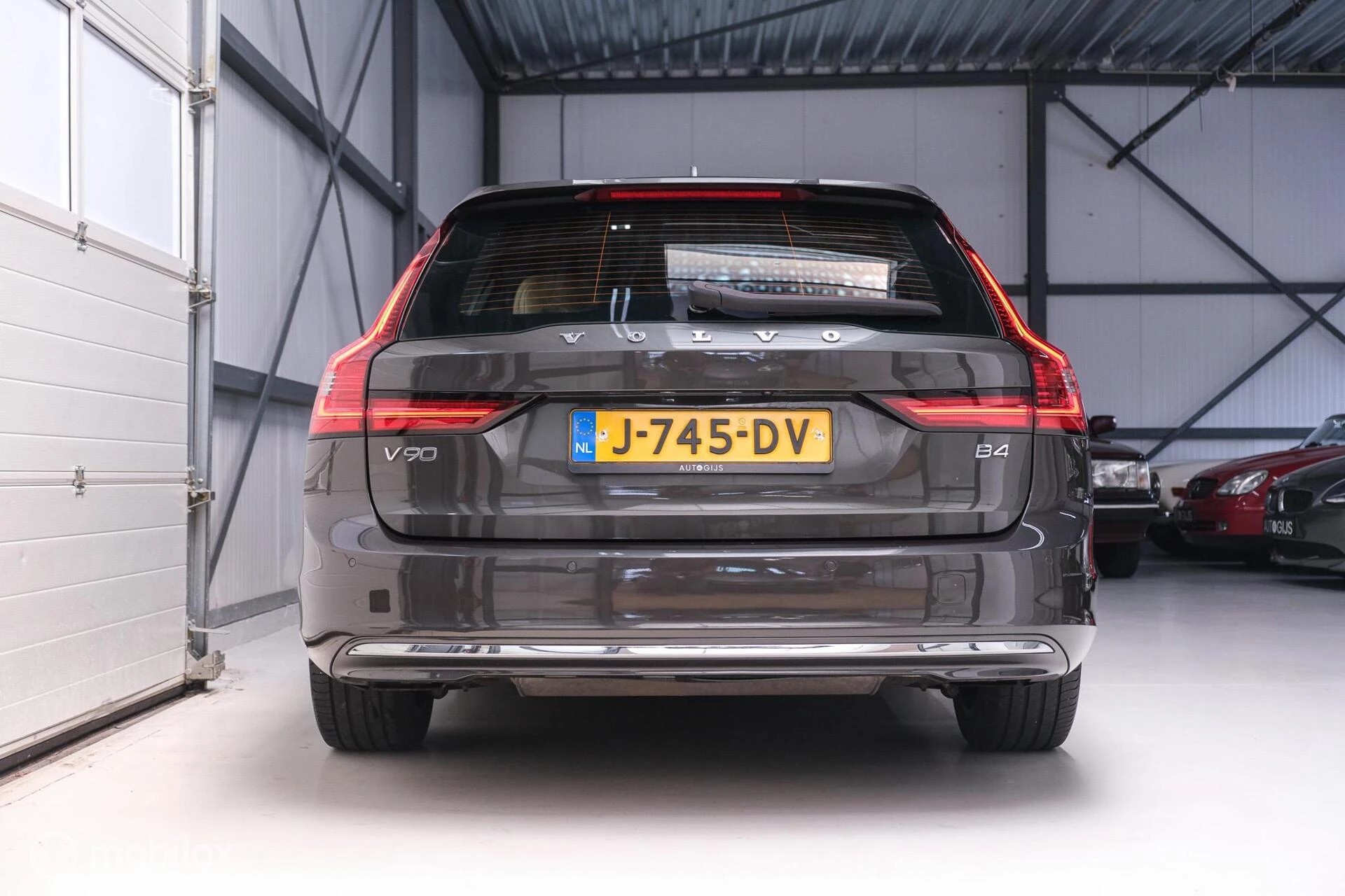 Hoofdafbeelding Volvo V90