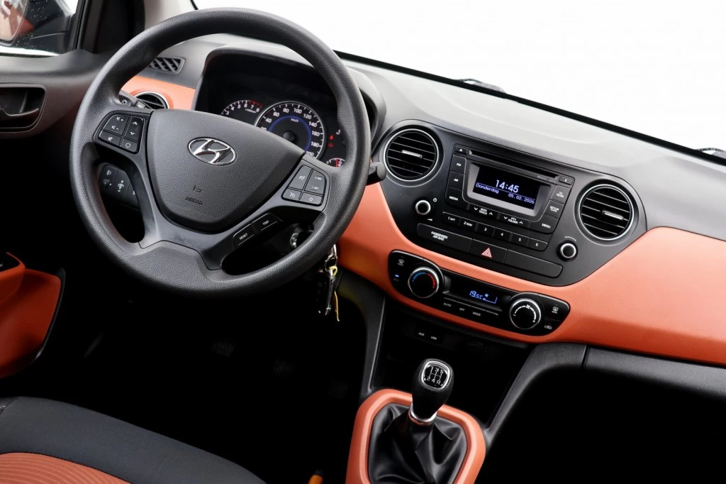 Hoofdafbeelding Hyundai i10