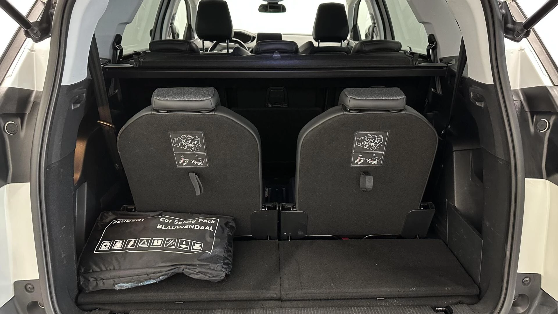 Hoofdafbeelding Peugeot 5008