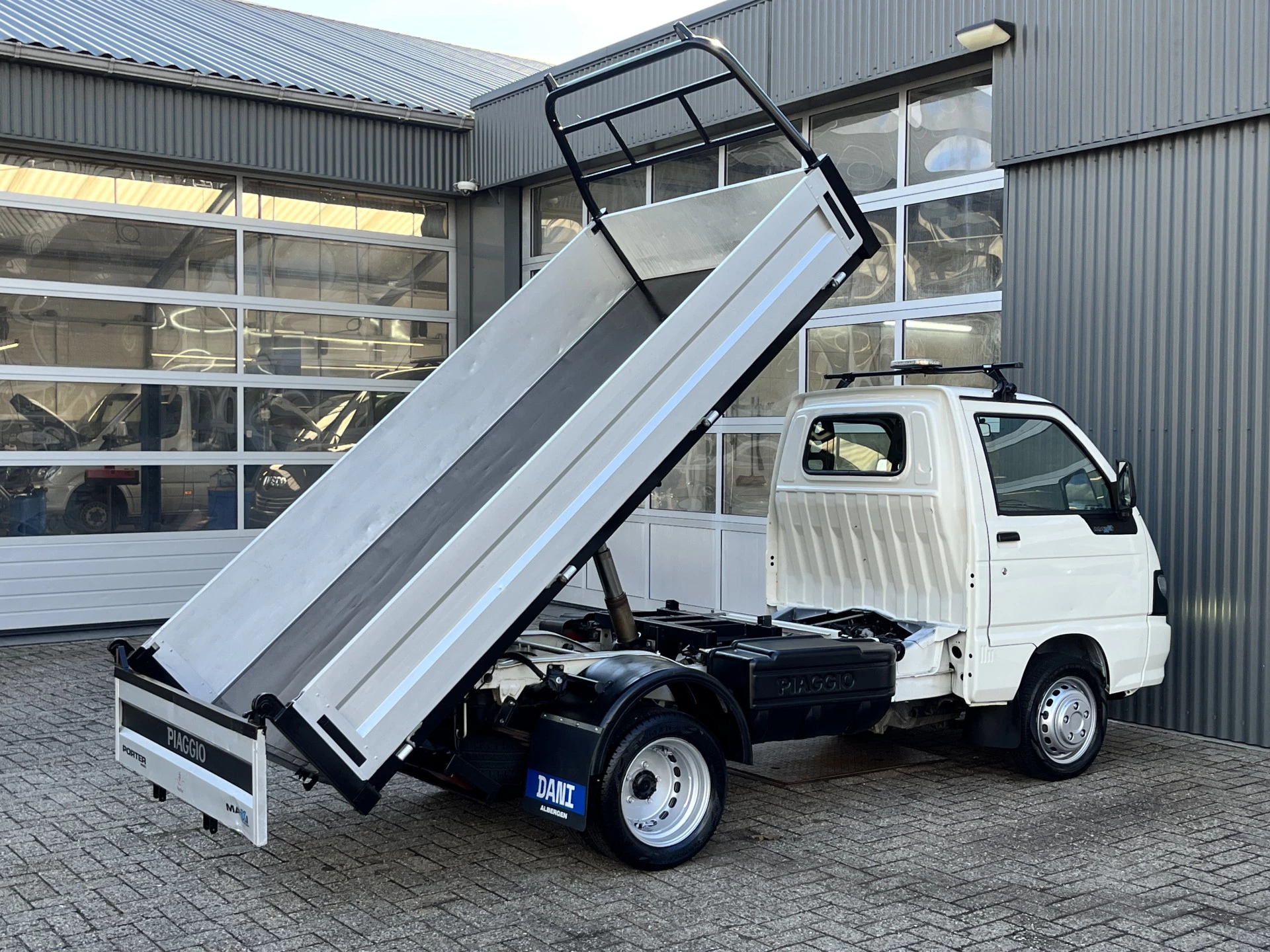 Hoofdafbeelding Piaggio Porter