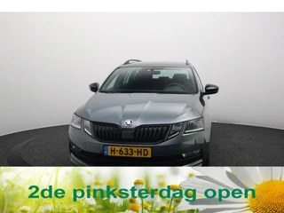 Škoda Octavia Combi 1.6 TDI Greentech Sport Business | Trekhaak | Virtual Cockpit | Automaat | Led | Navigatie