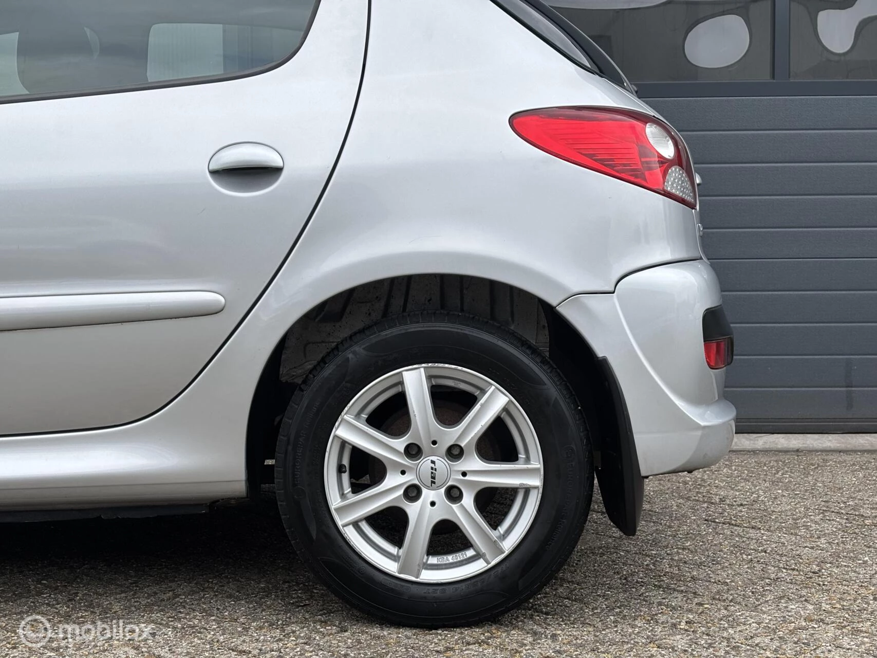 Hoofdafbeelding Peugeot 206