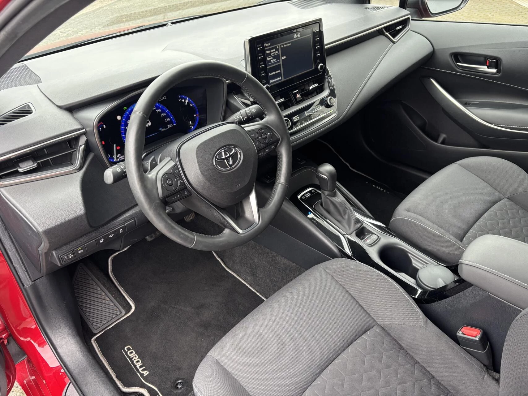 Hoofdafbeelding Toyota Corolla