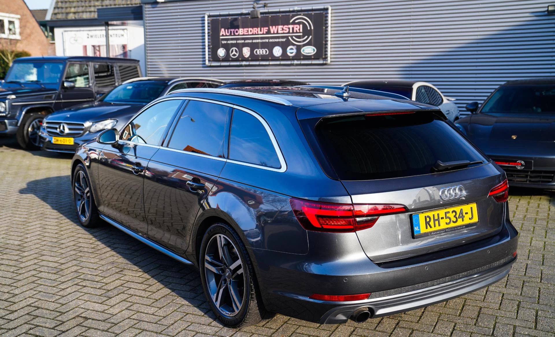 Hoofdafbeelding Audi A4