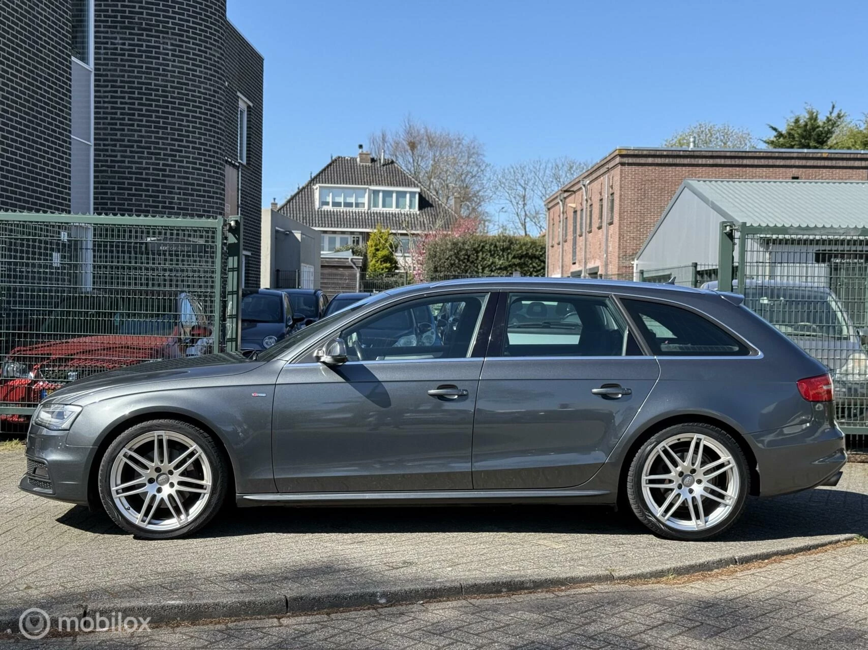 Hoofdafbeelding Audi A4