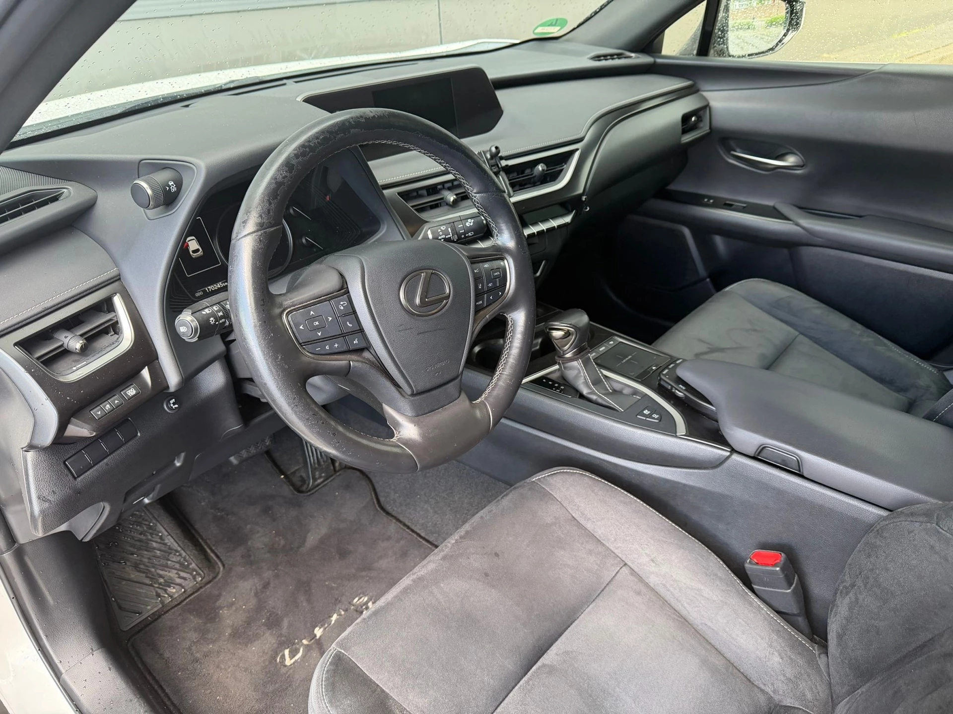 Hoofdafbeelding Lexus UX
