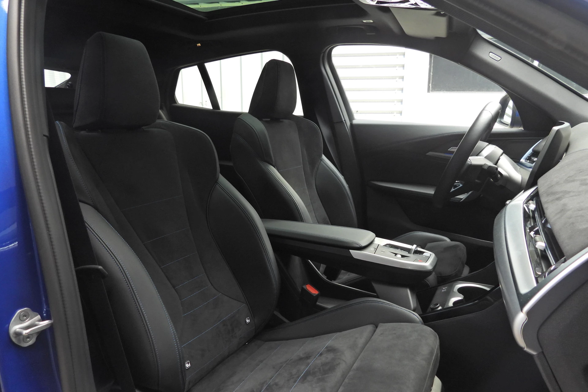 Hoofdafbeelding BMW iX2